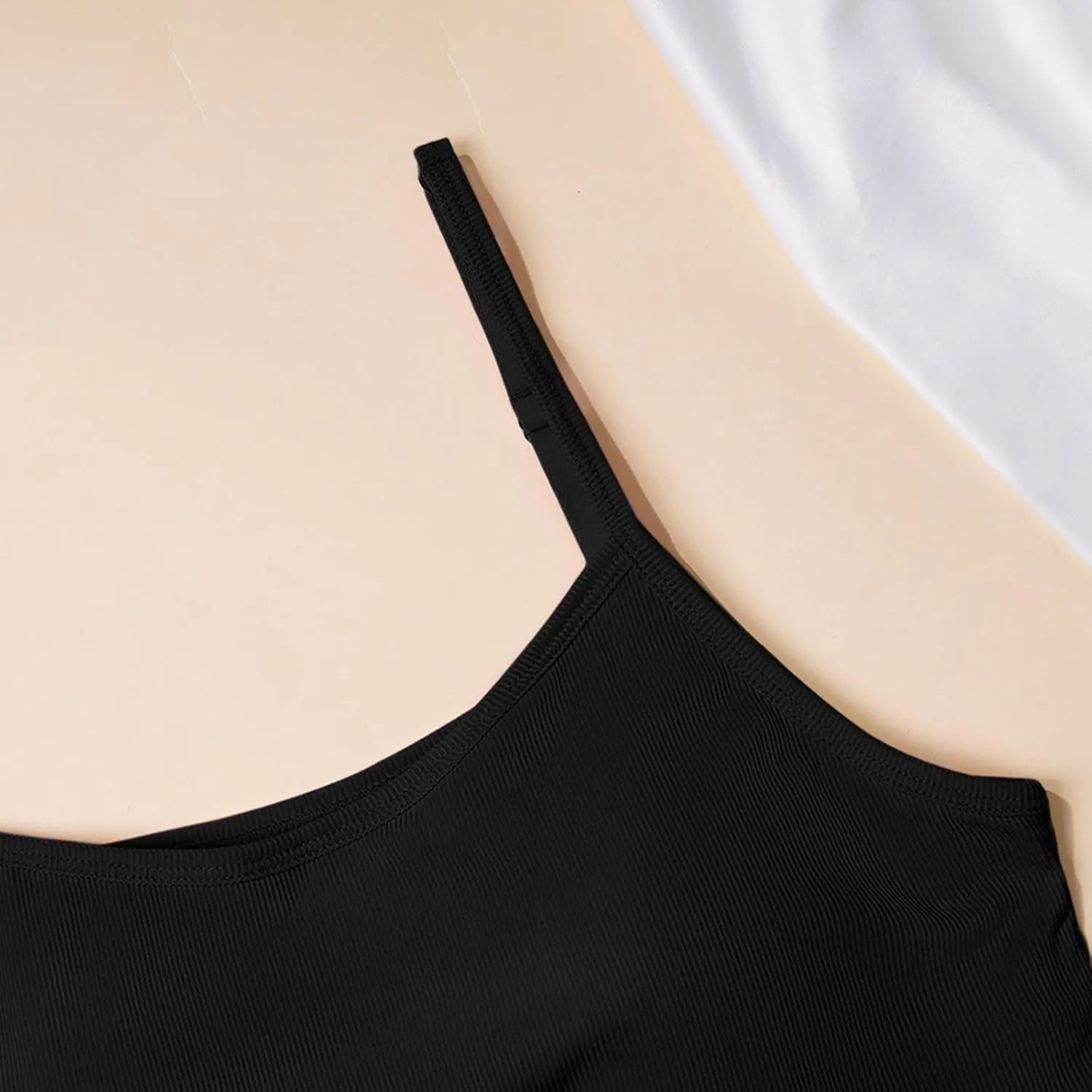 2025 Womens Tank Tops with Built in Bra Casual Scoop Neck Sleeveless Tees Basic Workout Top Camisole Undershirt