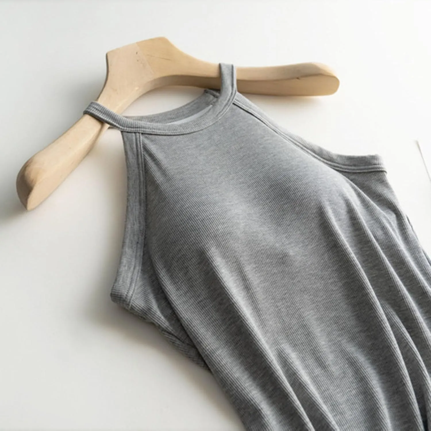 Camisole with Shelf Bra Women Tank Top with Shelf Bra Racerback Workout Yoga Tops Undershirt Basic Cami Tanks