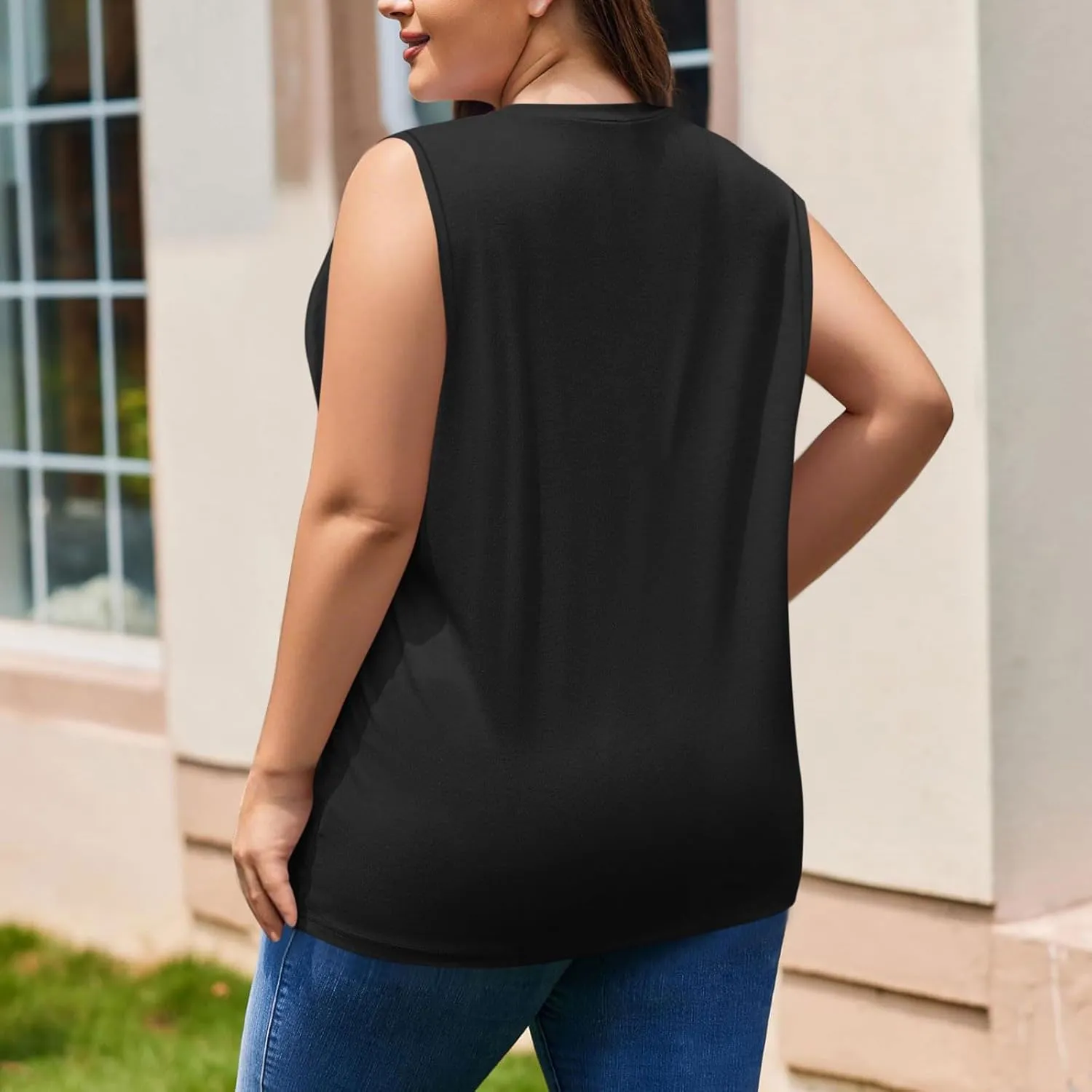 Plus Size Tank Tops for Women Summer Sexy V Neck Sleeveless T-Shirts Casual Loose Basic Tees Shirts with Pockets