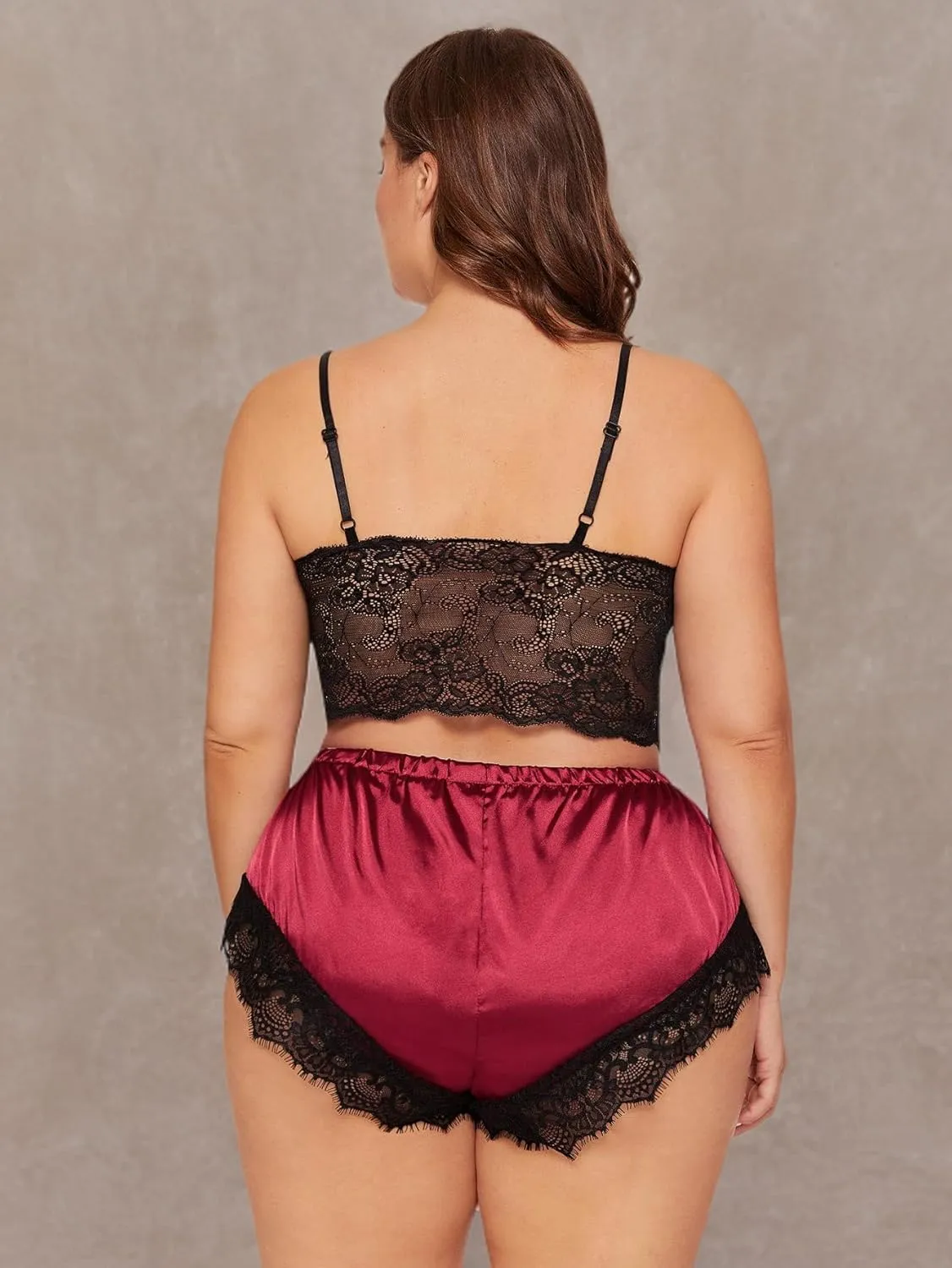 SOLY HUX Women's Plus Size Lingerie Set Spaghetti Strap Lace Trim Bralette and Shorts Sleepwear Pajama Set