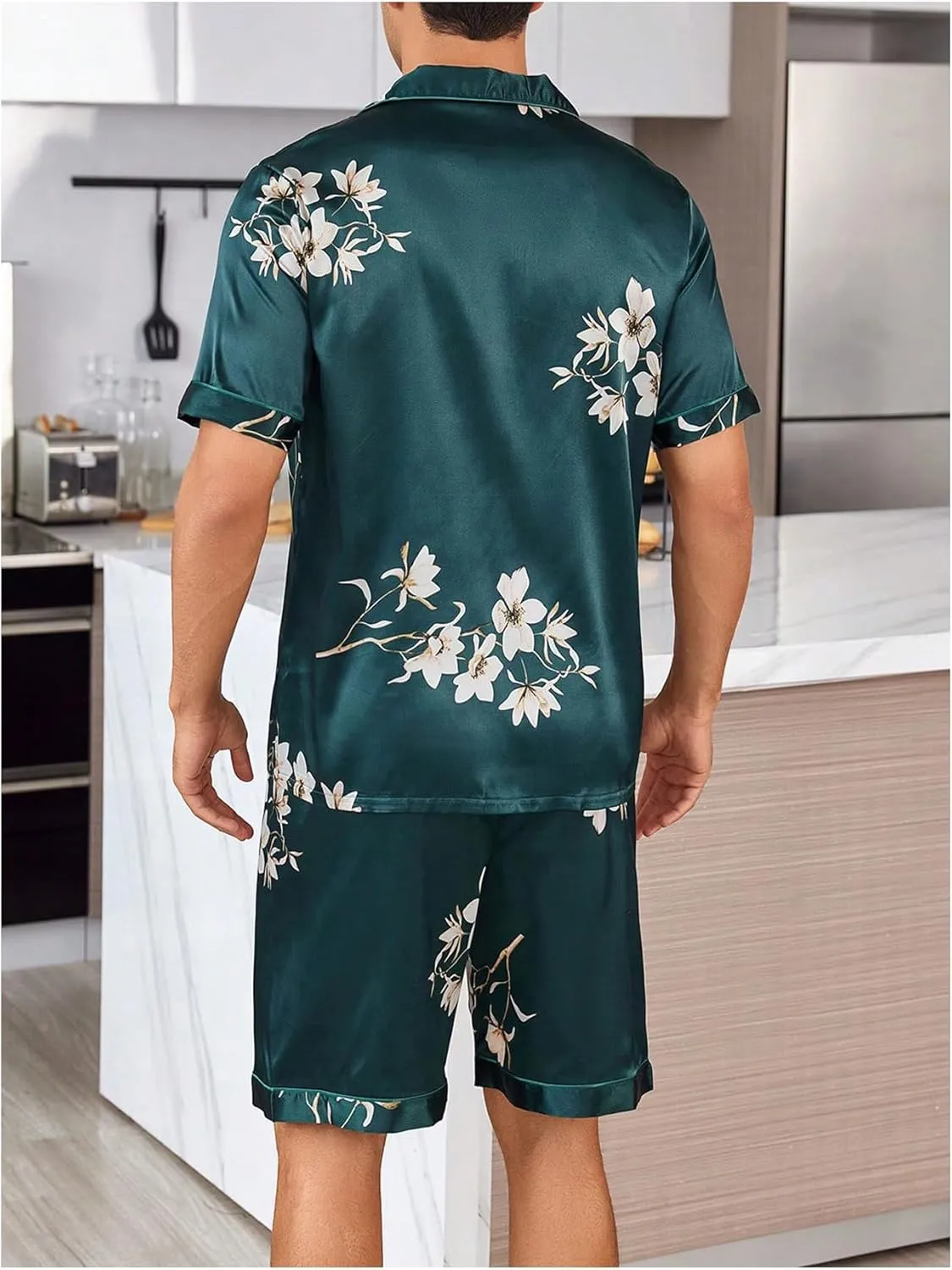 WDIRARA Men's 2 Piece Silk Satin Pajama Set Floral Print Sleepwear Button Down Short Sleeve Tops and Shorts Pjs