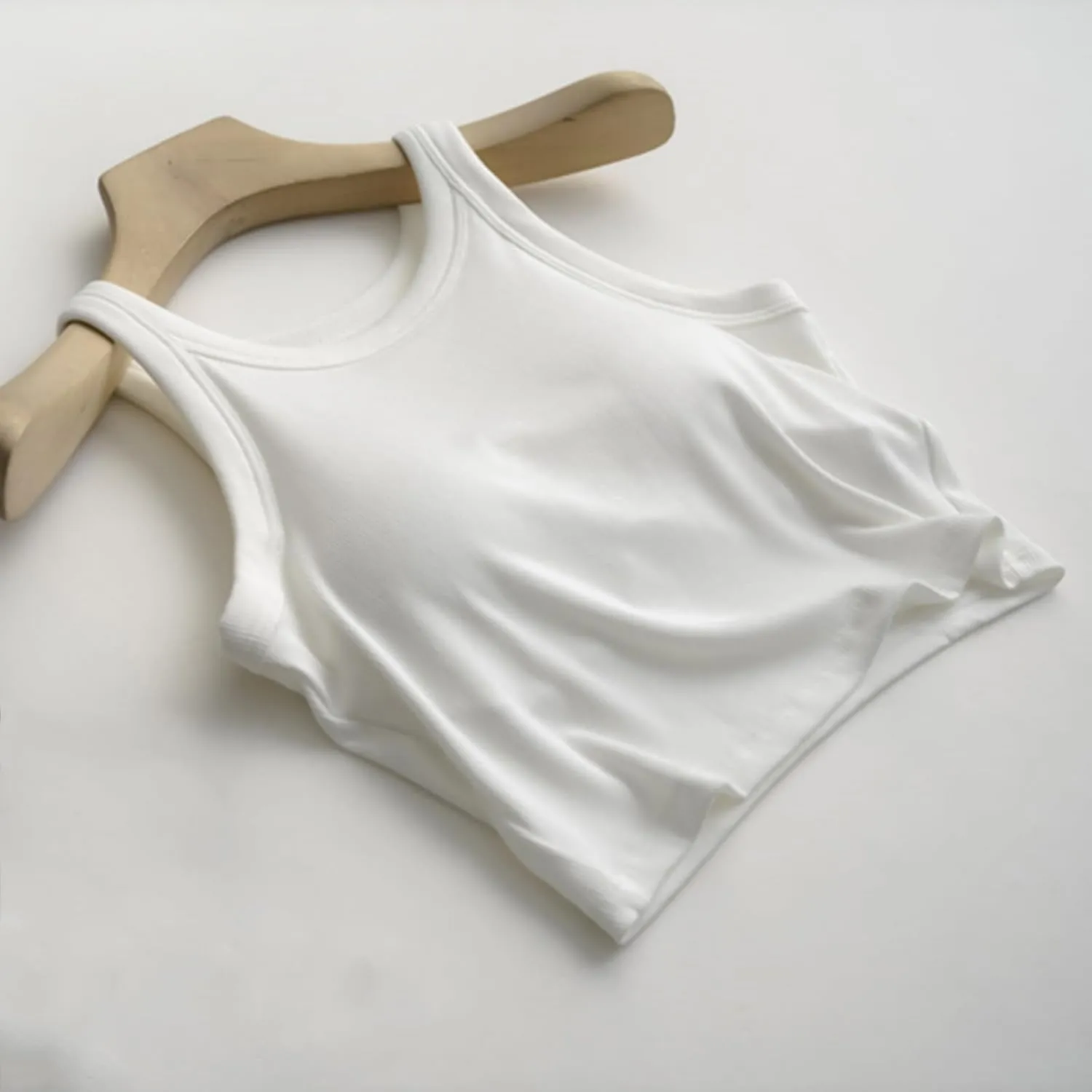 Women Tank Tops Shelf Bra Summer Cotton Basic Padded Yoga Rib Camisoles for Casual Workout Outfits Undershirts Cami