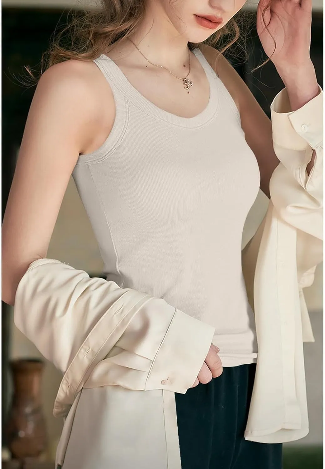 Women Tank Tops Shelf Bra Summer Round Neck Padded Rib Camisoles for Casual Yoga Workout Outfits Undershirts Cami